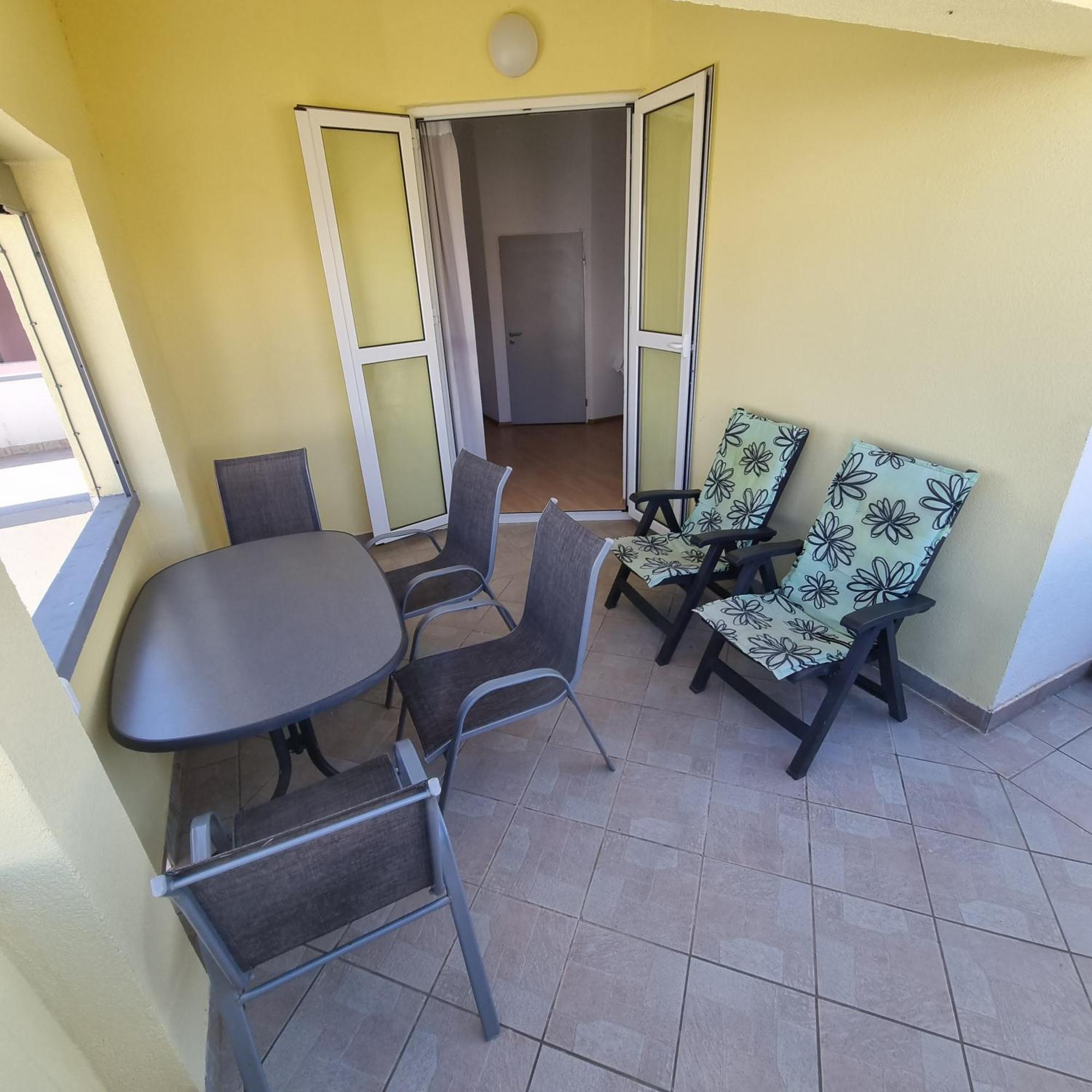 Haus Zarko Apartman Vir Kültér fotó